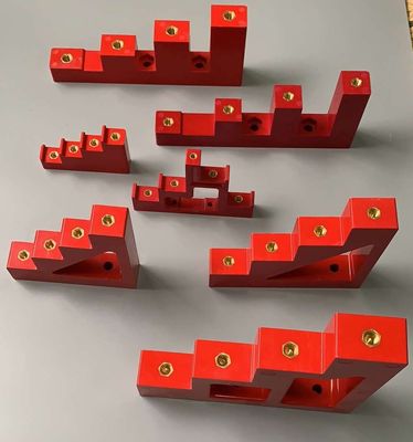 Low Voltage Bus Bar DMC Trapezoid Insulators with Low Voltage Power Panel