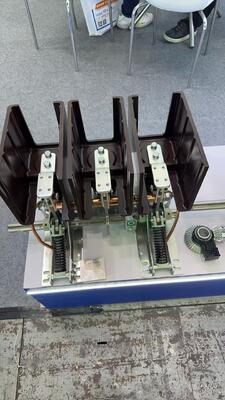 Jn15-12/31.5-140mm 11kV Earthing Switch for Small  Indoor High Voltage Switch Cabinet