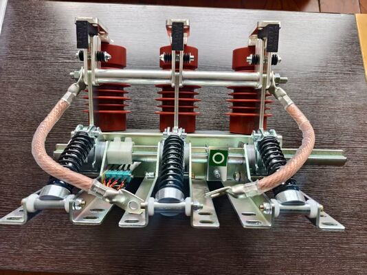 11kv 1250A Indoor Earthing Switch with 150mm Poles And Insulation Plate